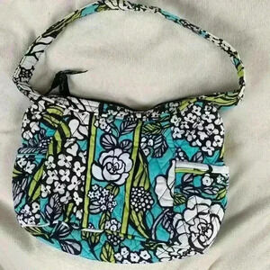 Vera Bradley Retired 2012 Island Blooms  Sweetheart Shoulder Bag Quilted Fabric